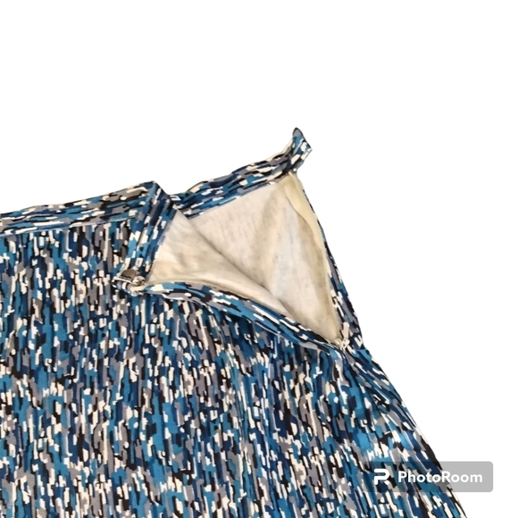 Diane von Furstenburg vintage pencil skirt, blue & greys, size 2 - Picture 7 of 7